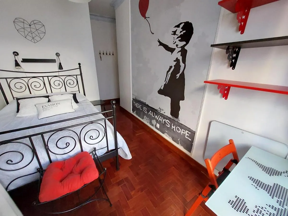 Caza Latina Apartment Lisbon