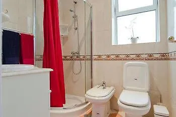 Caza Latina Apartment Lisbon