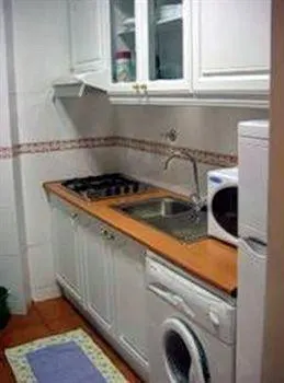 Caza Latina Apartment Lisbon