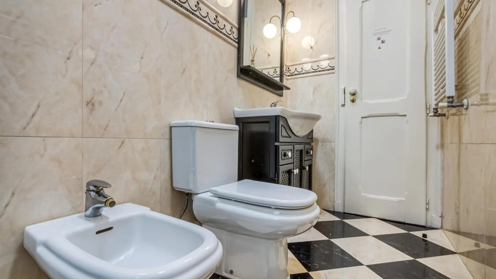 Apartamento Caza Latina Lisboa Portugal